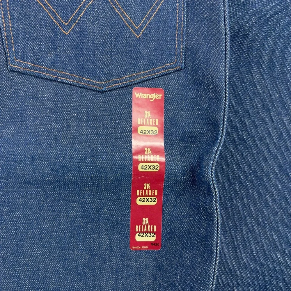 Wrangler Relaxed Fit Jeans 31MWZDN Dark Wash‎ Denim Mens 42x32 NWT